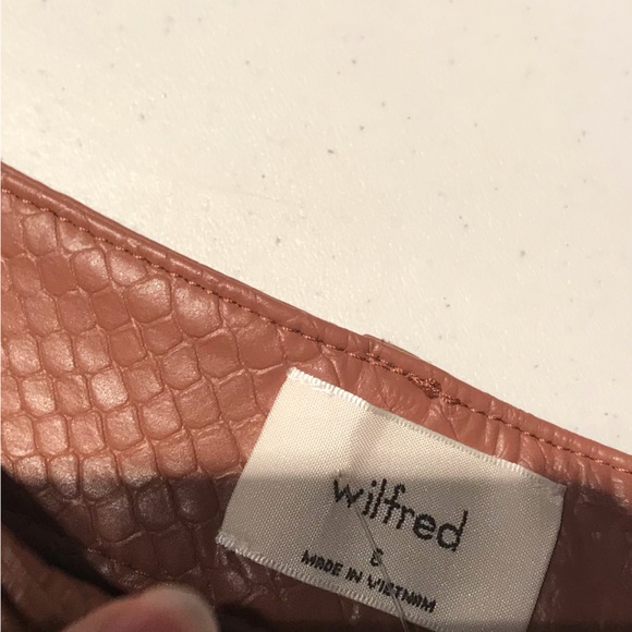 Aritzia Wilfred The Melina Python Embossed Faux Leather Pants in Cognac Brown 6 - Picture 5 of 12